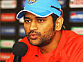 Dhoni s good bad and say what moments | BahVideo.com
