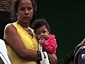 Clearing out Rio s imperiled shantytowns | BahVideo.com