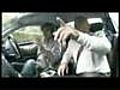 Damon Hill terrorizza giornalista con test auto | BahVideo.com
