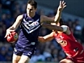 Dockers shake off determined Suns | BahVideo.com