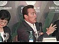 James Cameron y Arnold Schwarzenegger en el  | BahVideo.com
