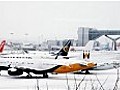 Snow closes Gatwick airport for second day | BahVideo.com