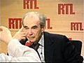 Robert Badinter Le poids du pouvoir se lisait sur le visage de Mitterrand 25 03 11  | BahVideo.com