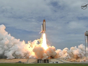 Space Shuttle Atlantis lifts off | BahVideo.com