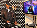 Rappen mit der Spielkonsole Jay-Z im virtuellen Raum | BahVideo.com