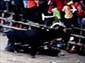 Raw Video Amateurs Hurt in Colombian Bullfight | BahVideo.com