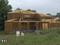 Les maisons en bois font leur retour dans les  | BahVideo.com