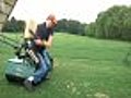 Golf Cart Allows Paraplegics to Play the Game | BahVideo.com