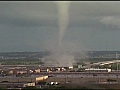 Tornado tears through rail yard in Dallas | BahVideo.com
