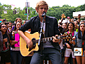 Video Cody Simpson performs iYiYi  | BahVideo.com