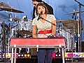 Norah Jones Performs amp 039 It s Gonna Be amp 039  | BahVideo.com