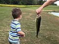 Kissing the Fish | BahVideo.com