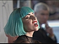 Gaga brain-vomits on Twitter | BahVideo.com