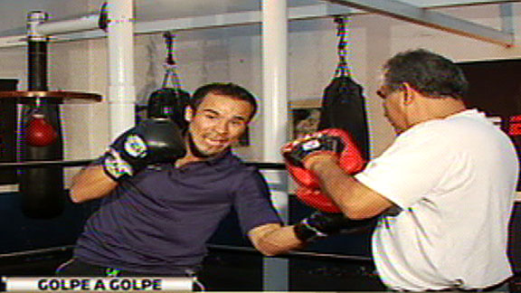  Para qu se entrena con manoplas en el boxeo  | BahVideo.com