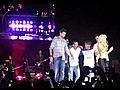 Shakira bailando con el Bar a | BahVideo.com
