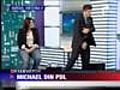 Deputato rumeno imita M Jackson | BahVideo.com