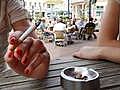 Les fumeurs priv s de terrasses  | BahVideo.com
