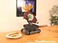 Lo spara ketchup robotico | BahVideo.com