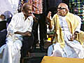 Rajini watches Ponnar Shankar with Karunanidhi | BahVideo.com
