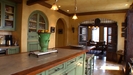 Square Feet Tour a Tuscan-Style Penthouse | BahVideo.com