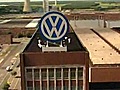 VW agrees 3 2 pay rise with unions | BahVideo.com