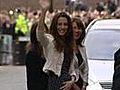 Kate cheered by crowds | BahVideo.com