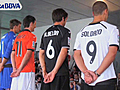 Valencia Presentan las nuevas camisetas | BahVideo.com