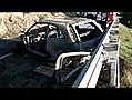 Auto fuori strada muoiono due giovani | BahVideo.com