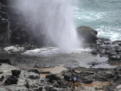 Hawaii s Guidebooks May Be Leading Tourists Into Danger | BahVideo.com