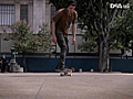 Lezioni di skateboard: Frontside Boneless | BahVideo.com