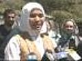 Muslim Worker Says Disneyland Banned Her Hijab | BahVideo.com