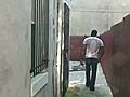 Homeowner walks away | BahVideo.com