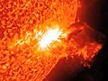 L eruzione sulla superficie del Sole | BahVideo.com