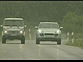Porsche Cayenne vs Mercedes G-Klasse | BahVideo.com
