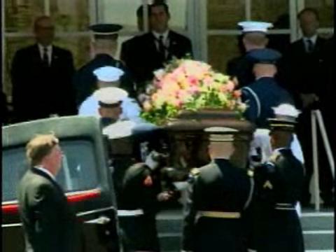 Betty Ford eulogized as trailblazer who helped  | BahVideo.com