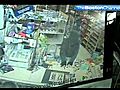 Uncut Clerk Foils Robbery With Metal Rod | BahVideo.com