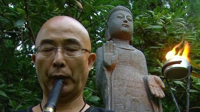 Chinese dissident Liao Yi-wu takes refuge in  | BahVideo.com