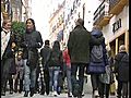 Sevillanos compran a ltima hora  | BahVideo.com