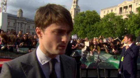 Interview Daniel Radcliffe at Harry Potter and The Deathly Hallows pt 2 premiere | BahVideo.com