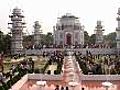 New Taj Mahal opens in Bangladesh | BahVideo.com