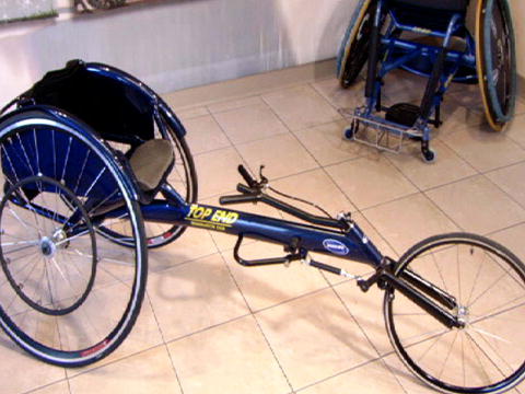 How It s Made Racing Wheelchairs | BahVideo.com