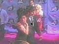 Amy Winehouse wobbles | BahVideo.com