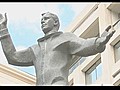 Yuri Gagarin statue unveiled in London | BahVideo.com