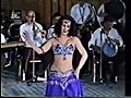 احلا رقص شرقي على انغام موسيقى عبد الحليم حافظ | BahVideo.com