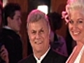 Jill & Tony Curtis,  le combat pour la dignité | BahVideo.com
