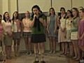 Dziewcz ta z katolickiej szko y wykonuj hit  | BahVideo.com