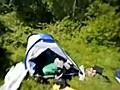 En wakeboard il finit sa croisi re dans une tente  | BahVideo.com