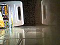 A bar tn m aki maszturb l a f rd szob ban | BahVideo.com