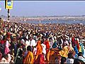 Hindu devotees embark on annual pilgrimage | BahVideo.com