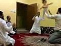 Arab Kid Throwing | BahVideo.com